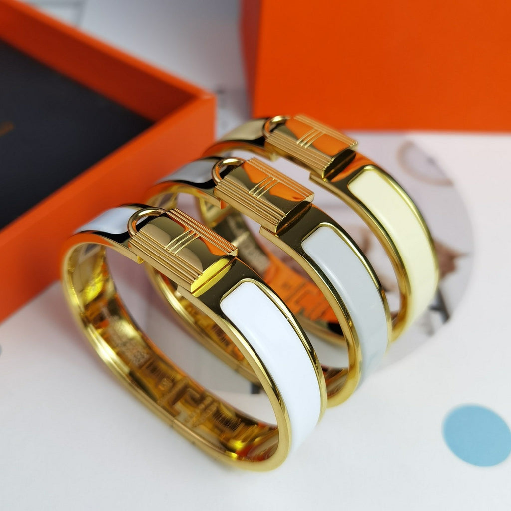 18K Clic Cadenas Light Brown Hermès Bracelet