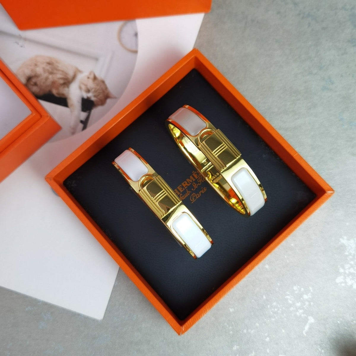 18K Clic Cadenas Light Brown Hermès Bracelet