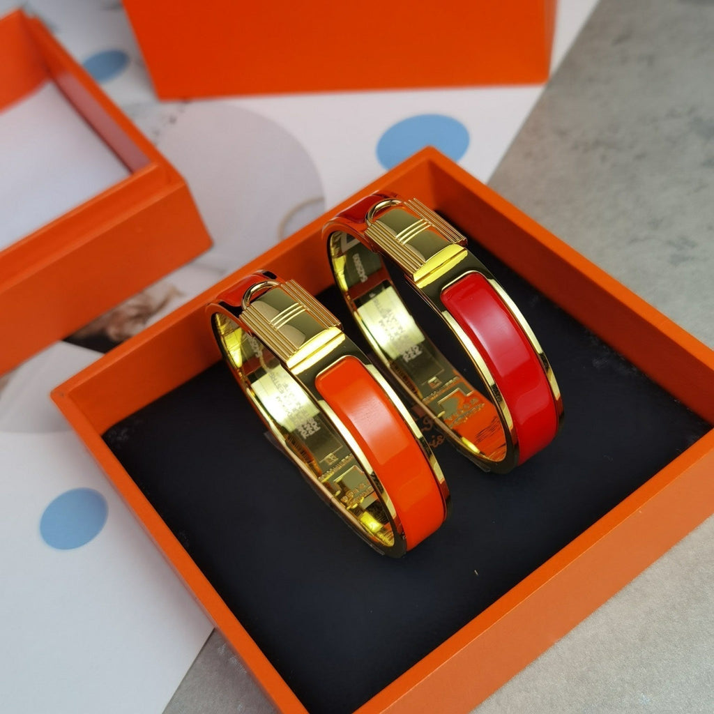18K Clic Cadenas Red Hermès Bracelet