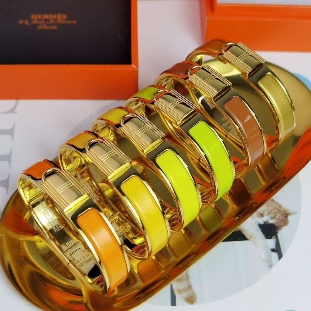 18K Clic Cadenas Orange Hermès Bracelet