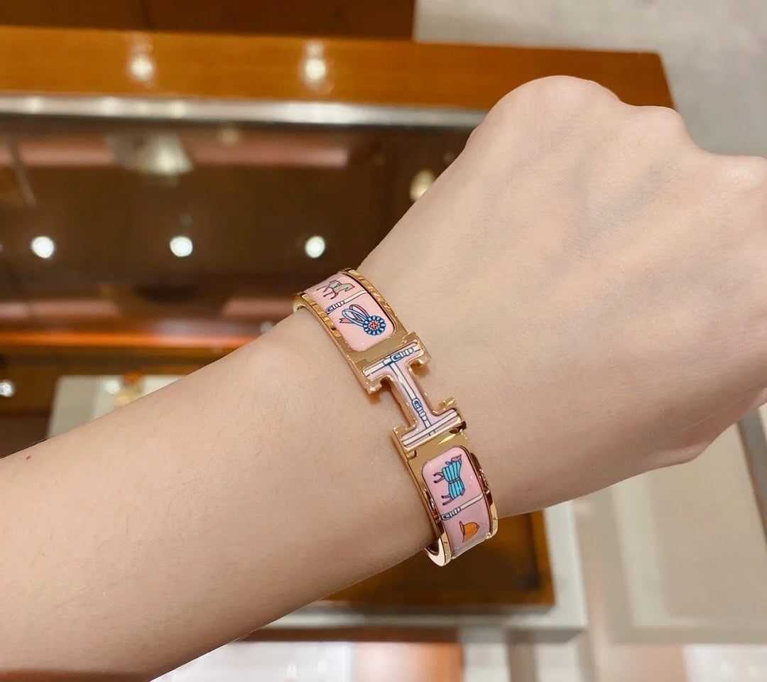 18K Clic Hermès Couvertures Bracelet