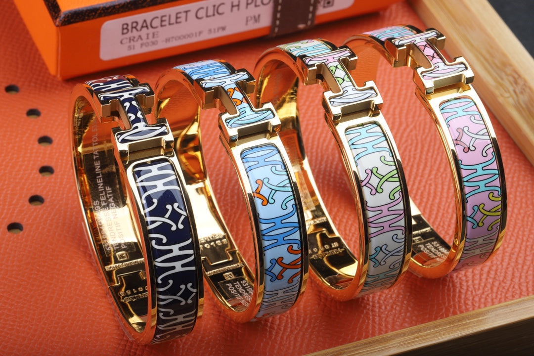 18K Clic Hermès H Lift Blue Bracelet