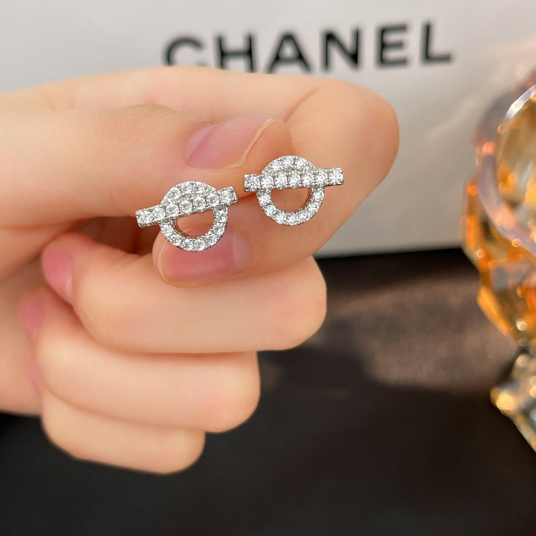 18K Finesse Diamond Stud Hermès Earrings