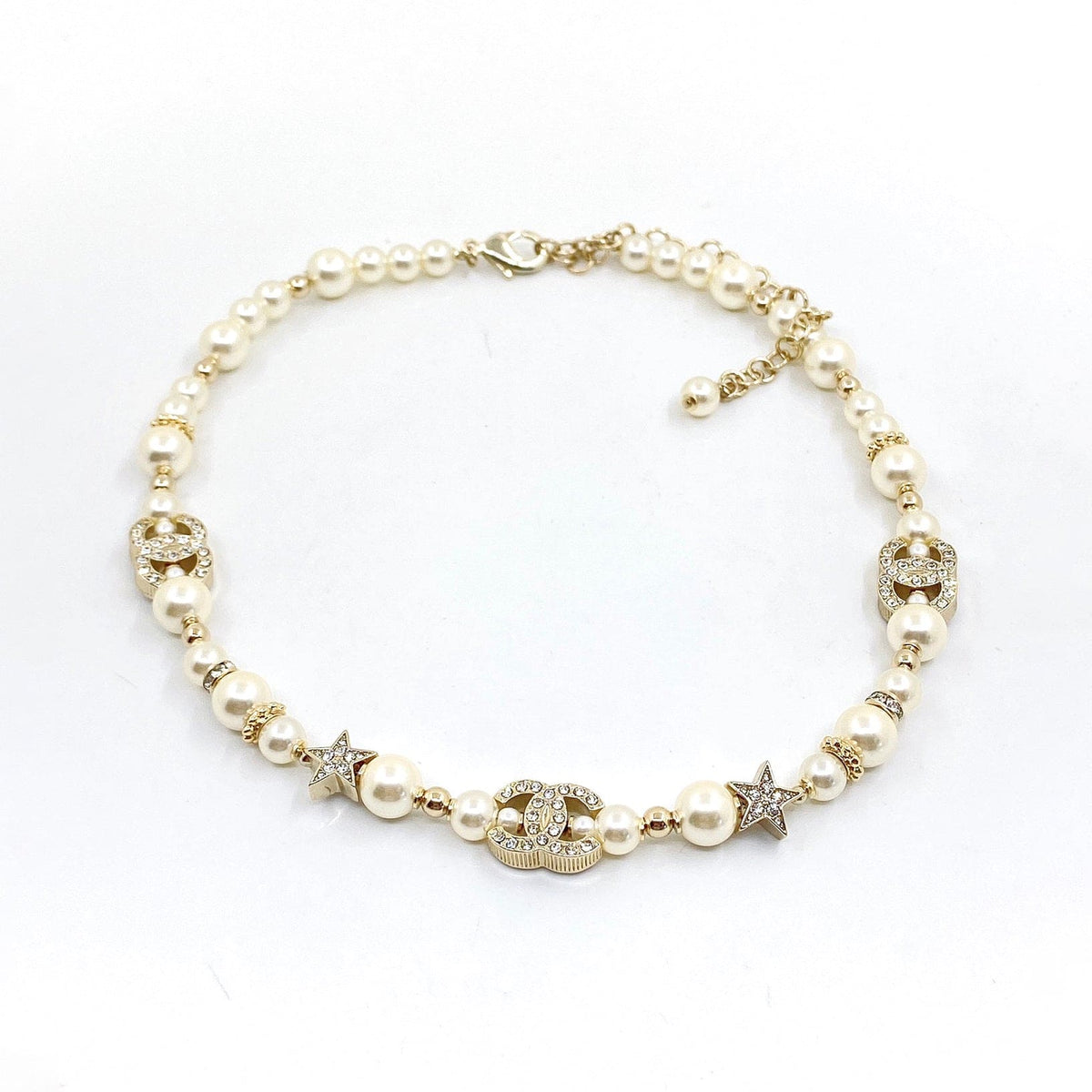 18K Chanel Pearl Diamonds Necklace