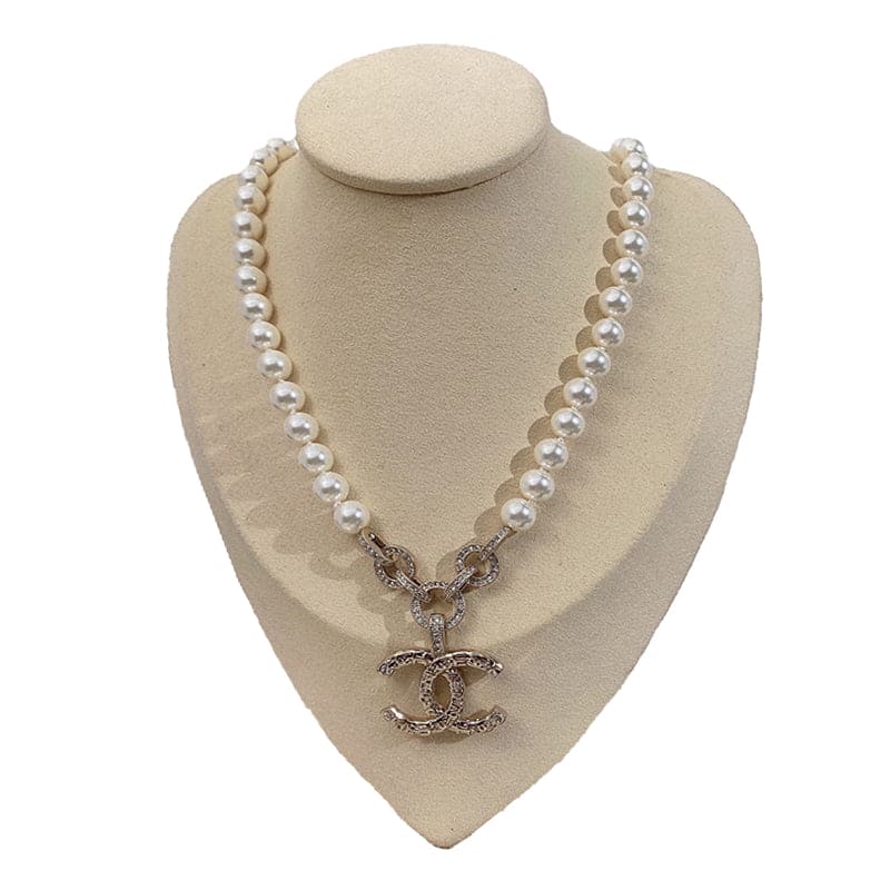 18K Chanel Pearl Necklace