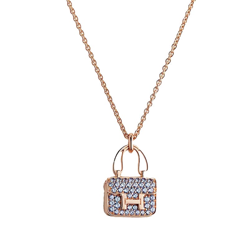 18K Amulettes Constance Pendant Hermès Necklace