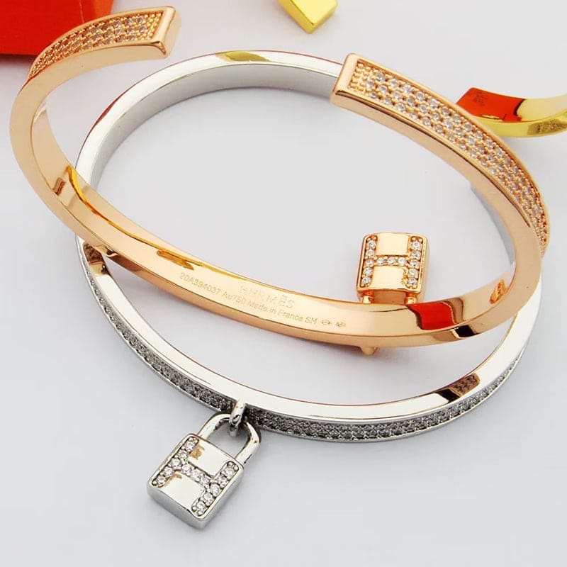 18K Kelly Clochette Diamond Hermès Bracelet