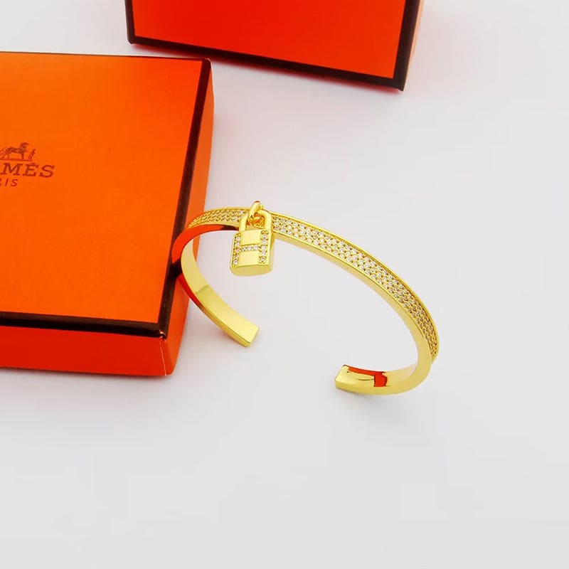 18K Kelly Clochette Diamond Hermès Bracelet