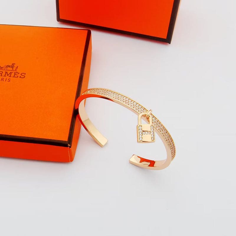 18K Kelly Clochette Diamond Hermès Bracelet