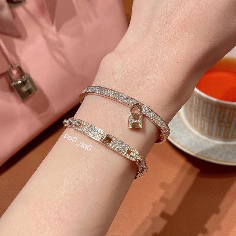 18K Kelly Clochette Diamond Hermès Bracelet
