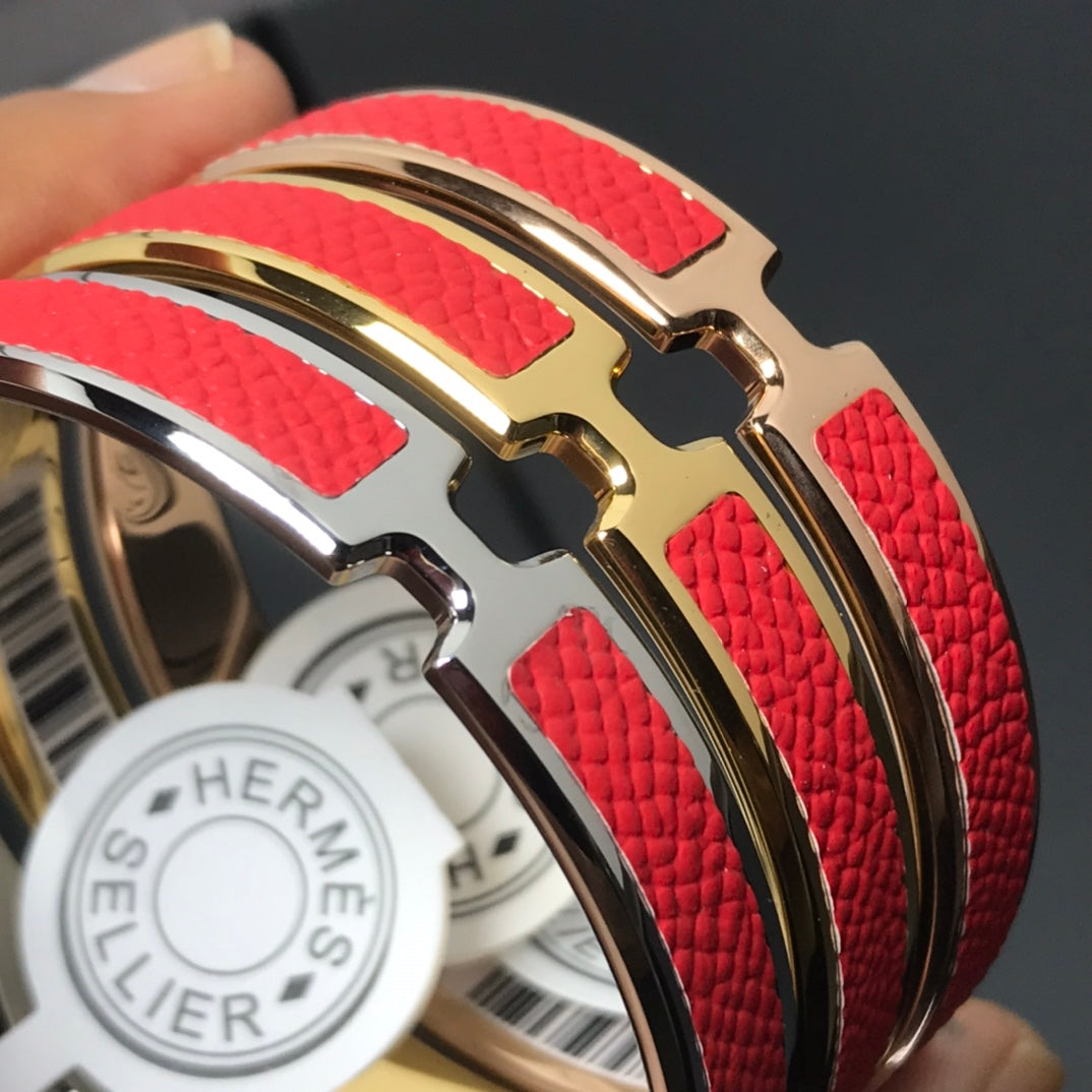 18K Olympe Red Hermès Bracelet