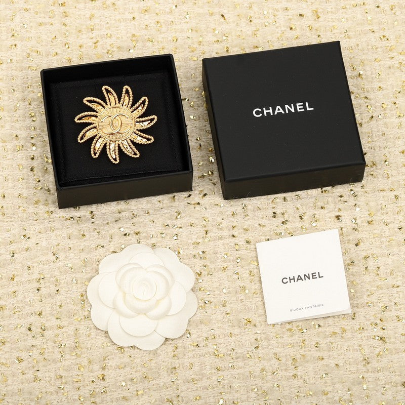 18K Chanel Sunflower Brooch