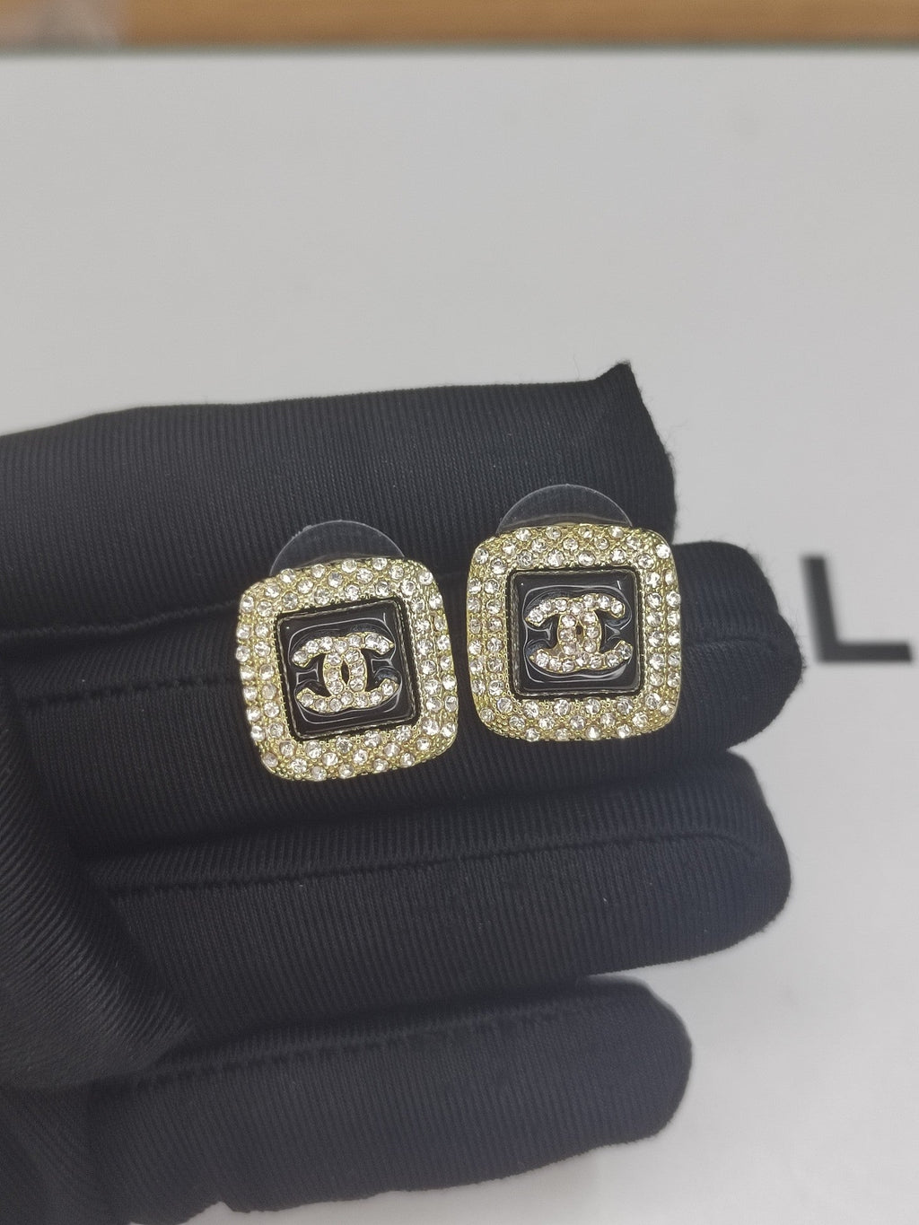 18K Chanel Diamond Square Black Earrings