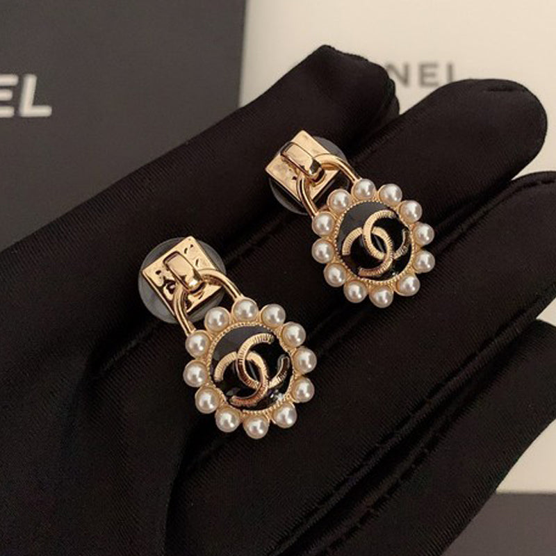 18K Chanel Pearl Earrings