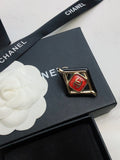 18K Chanel Rhombus Brooch