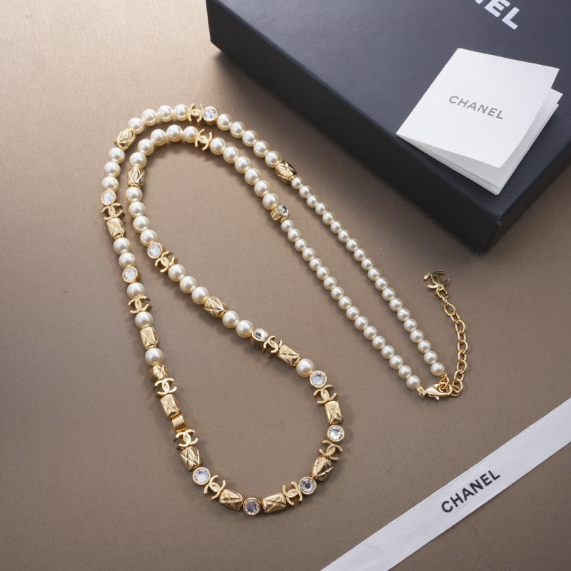 18K Chanel 26C Crystal Long Necklace
