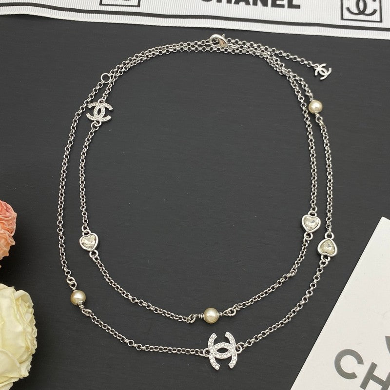 18K Chanel Long Gold Necklace