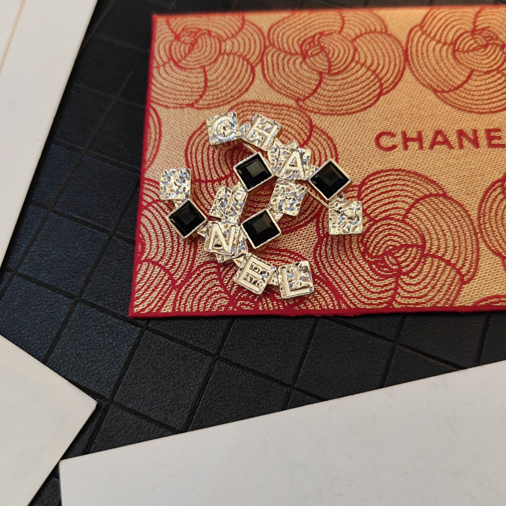 18K Chanel Black Crystals Brooch