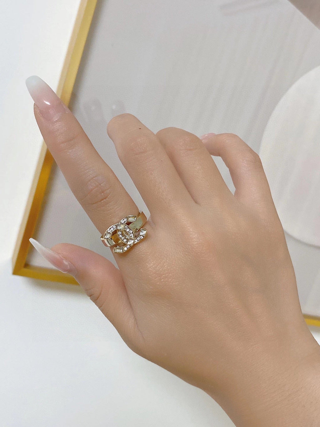 18K Chanel Crystals Ring