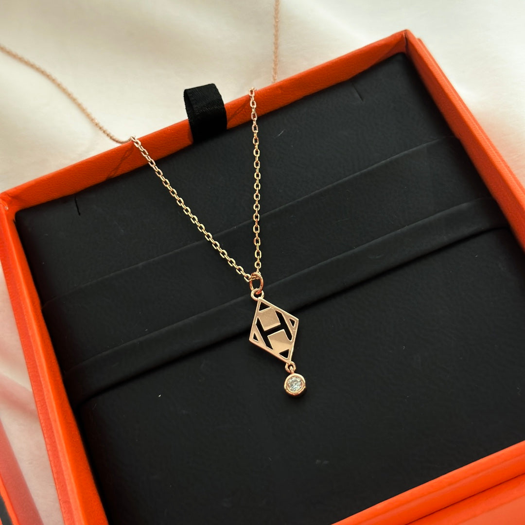 18K Gambade Pendant Hermès Necklace