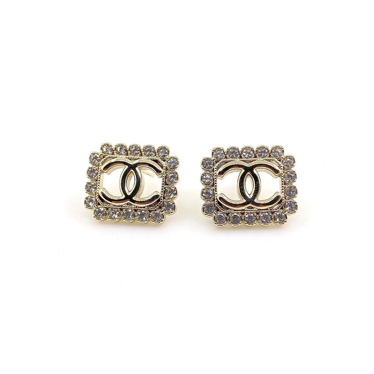 18K Chanel Square Pearls Earrings