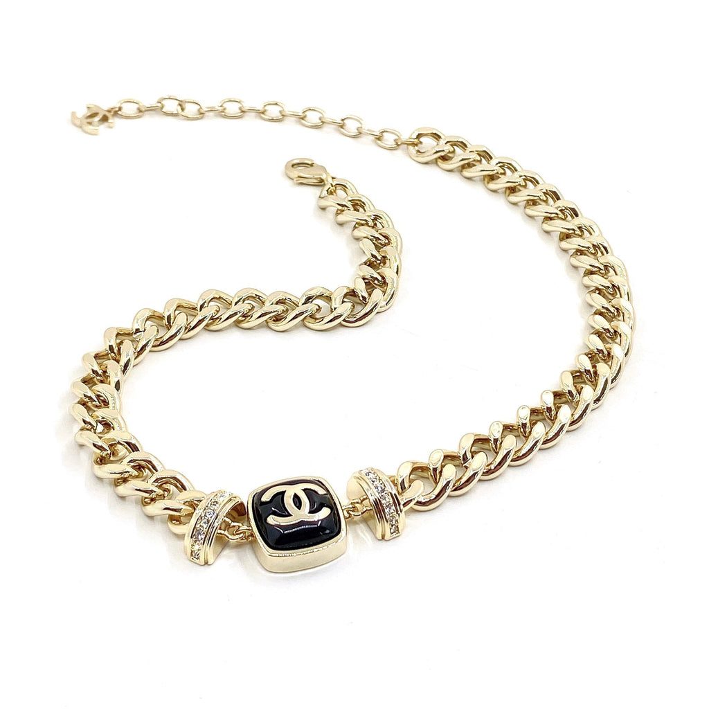 18K Chanel Diamonds Necklace
