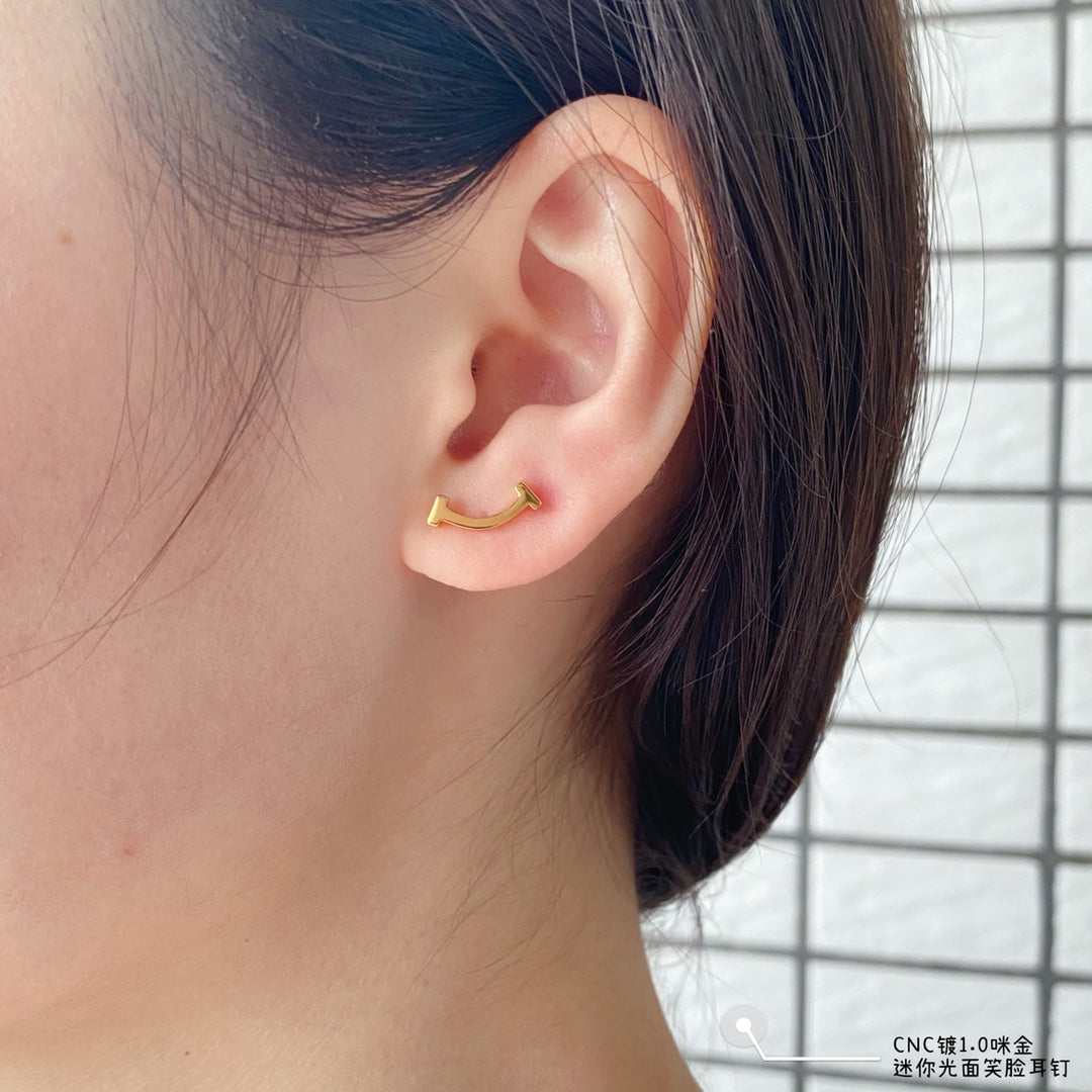 18K Tiffany & Co. Smile Yellow Gold Earrings