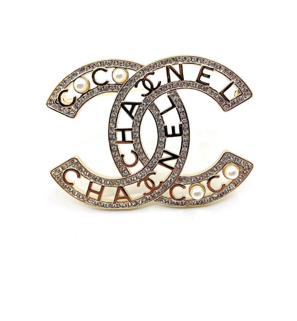 18K Chanel Script Diamonds Brooch