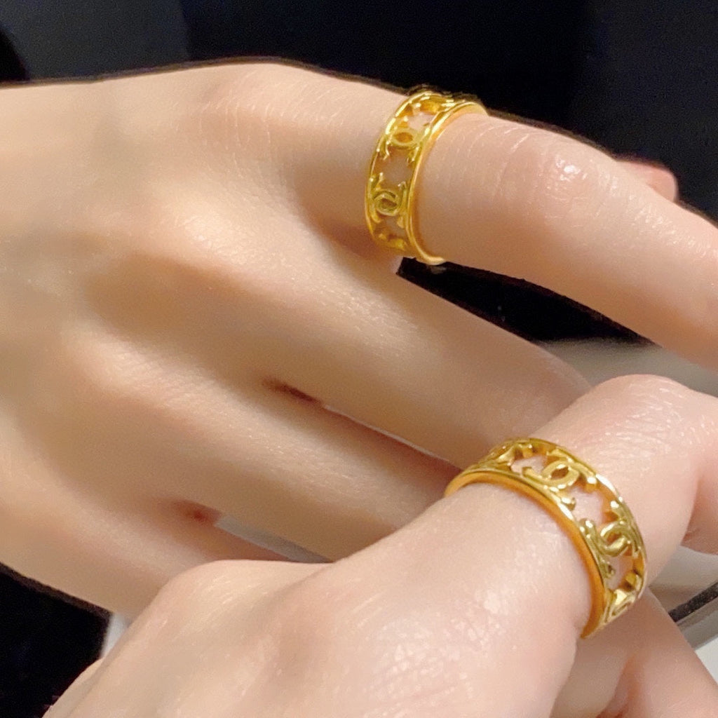 18K Chanel Vintage Openwork Ring