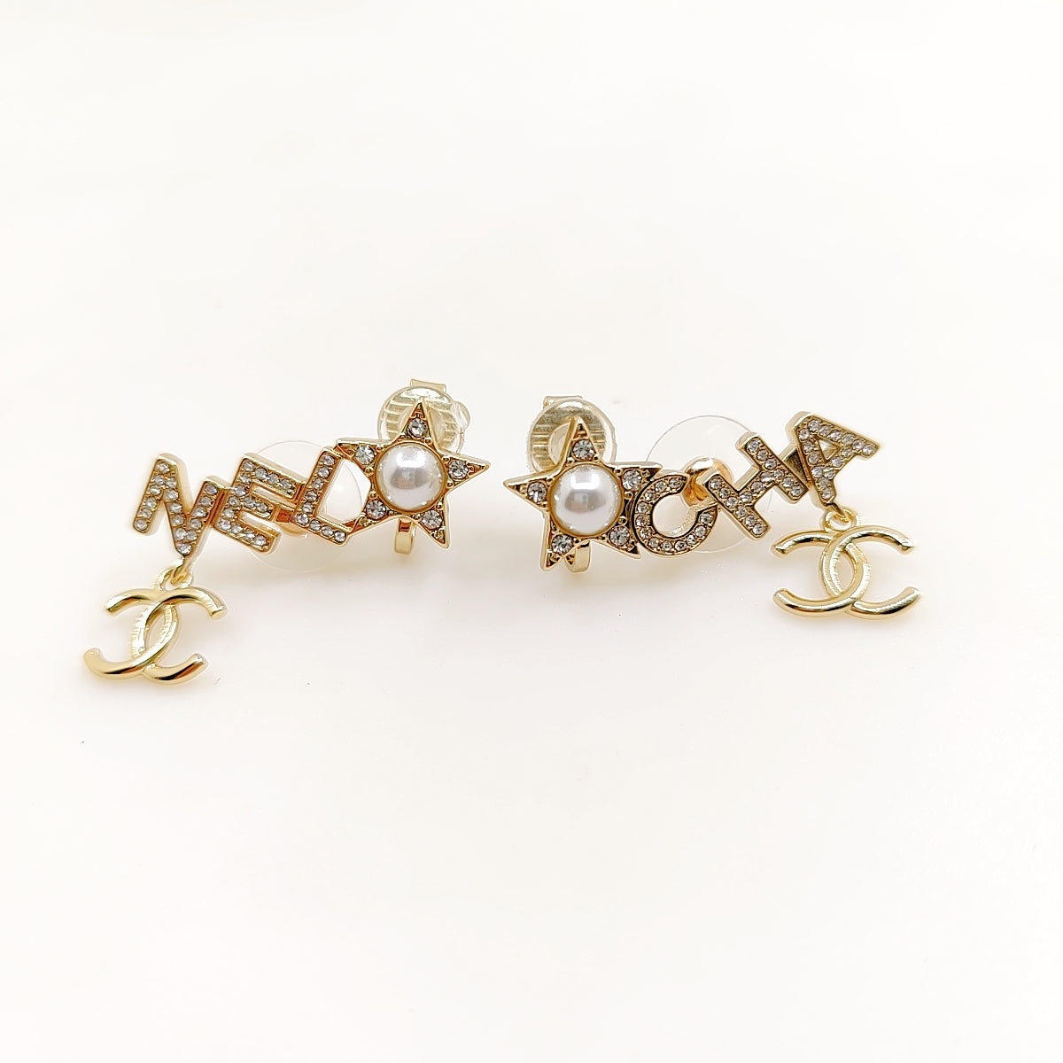 18K Chanel Script Diamonds Earrings