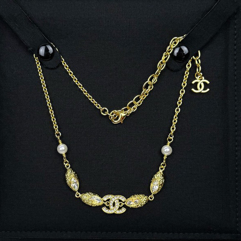 18K Chanel 26C Crystal Gold Necklace