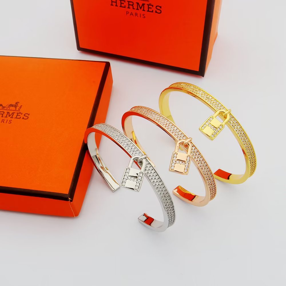 18K Kelly Hermès Lock Vintage Hermès Bracelet