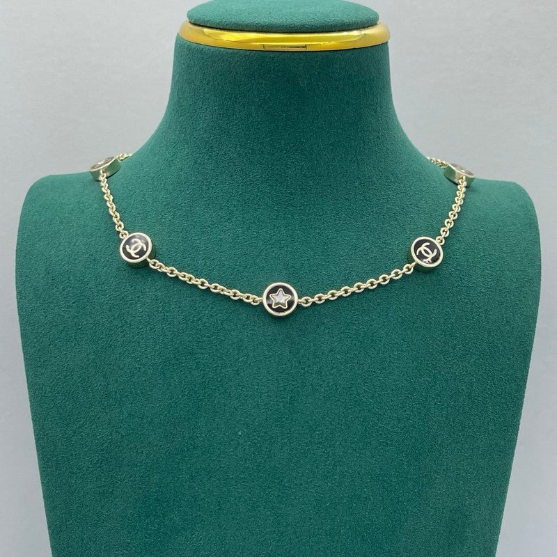 18K Chanel Star Gold Necklace