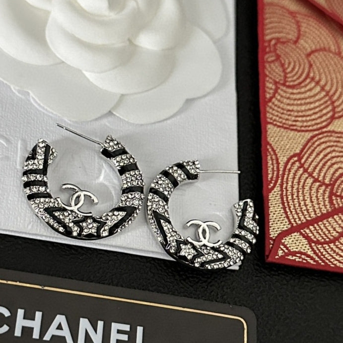18K Chanel Black Diamonds Earrings