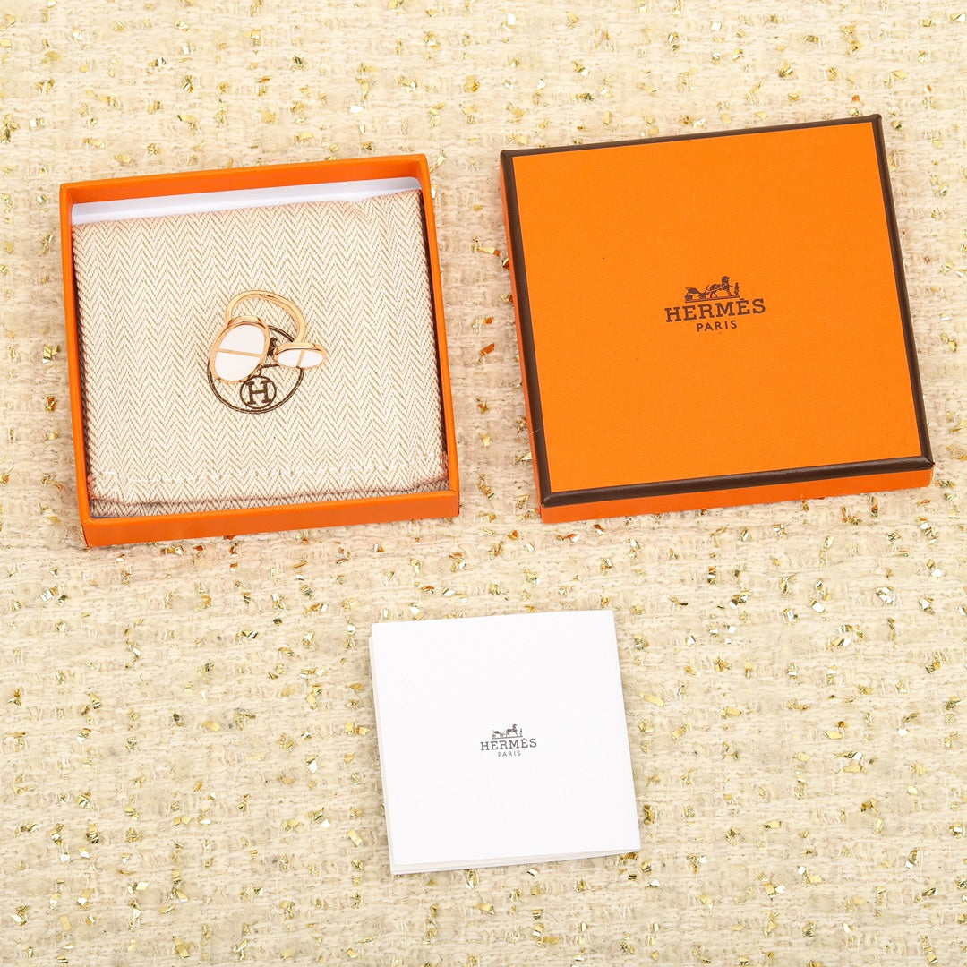 18K Chaine D'ancre Verso Large Hermès Ring