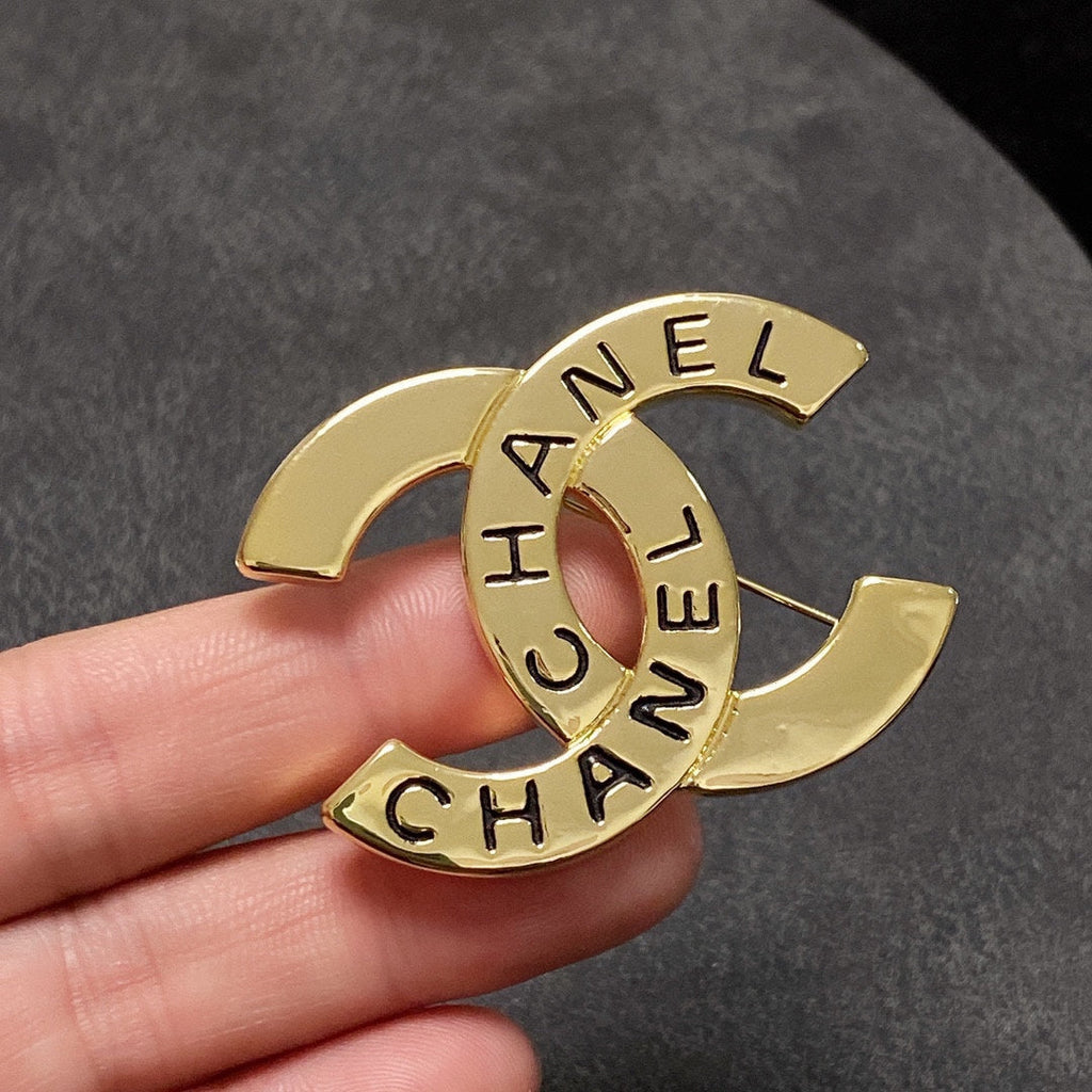 18K Chanel Script Brooch