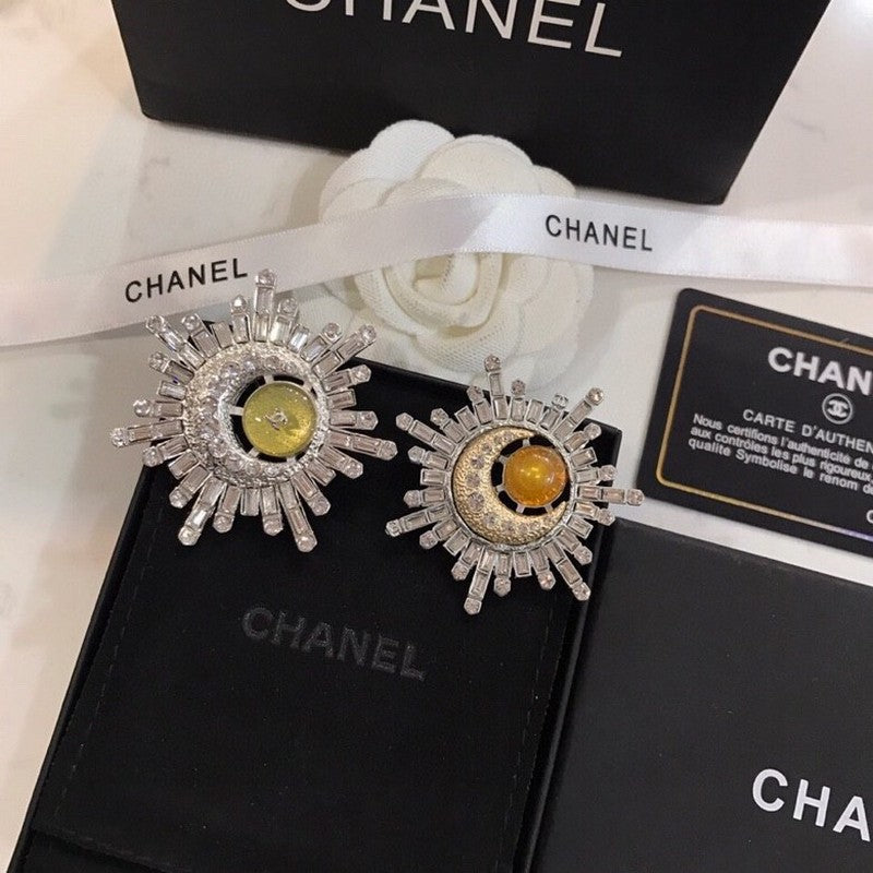 18K Chanel Crystal Brooch