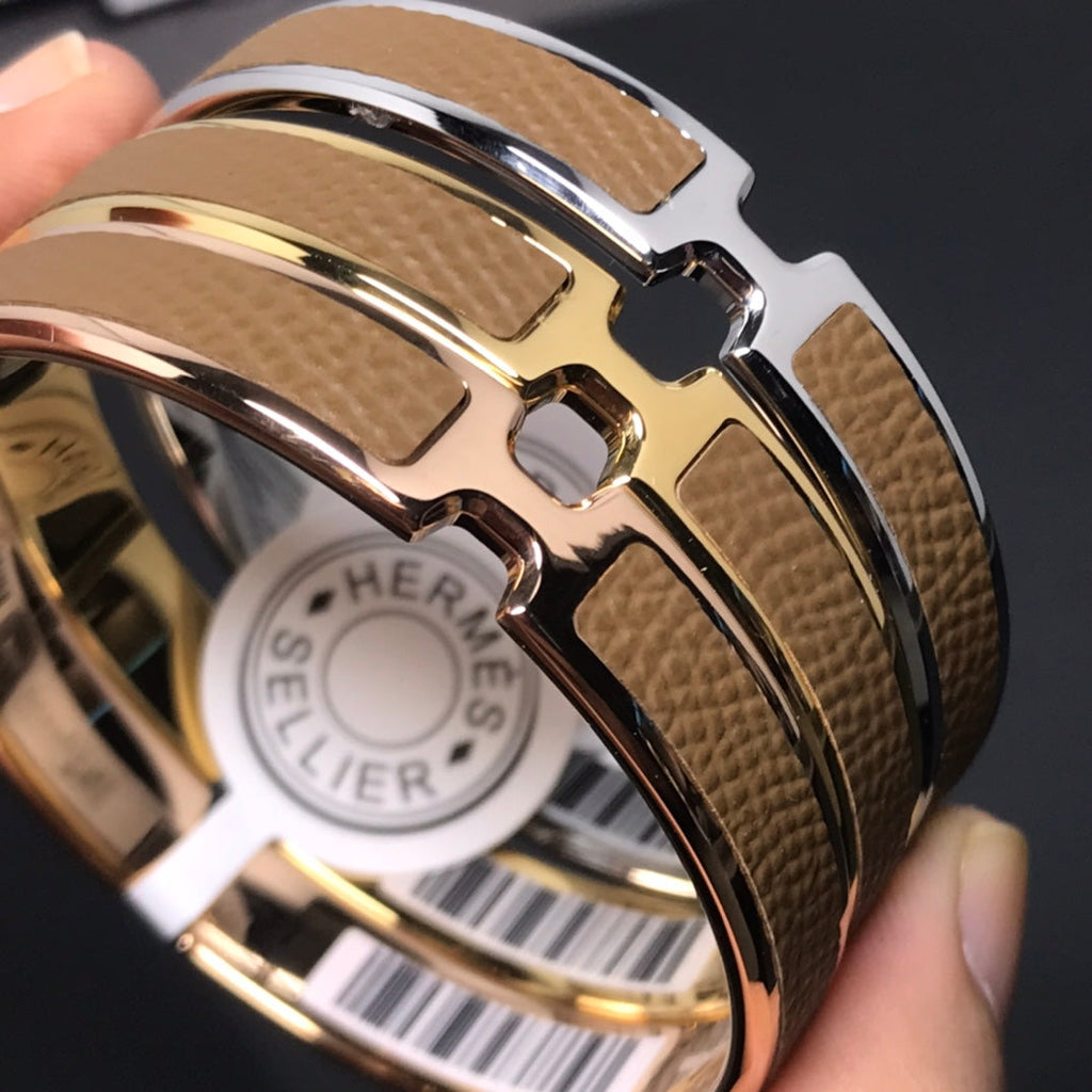 18K Olympe Brown Hermès Bracelet