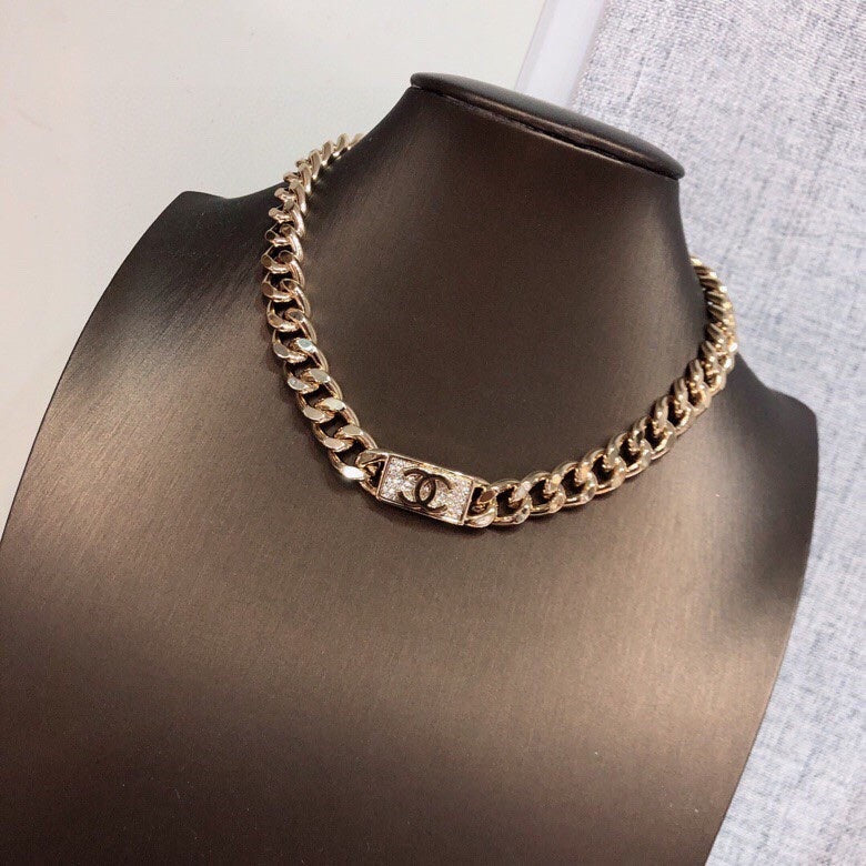 18K Chanel Diamonds Chain Necklace