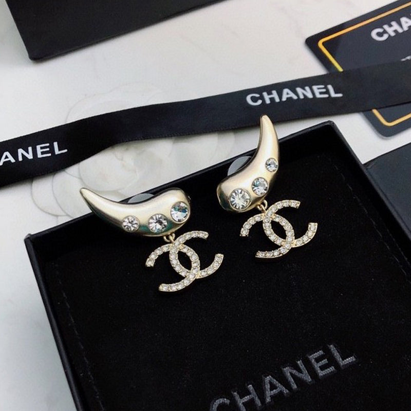18K Chanel Feather Diamond Gold Earrings