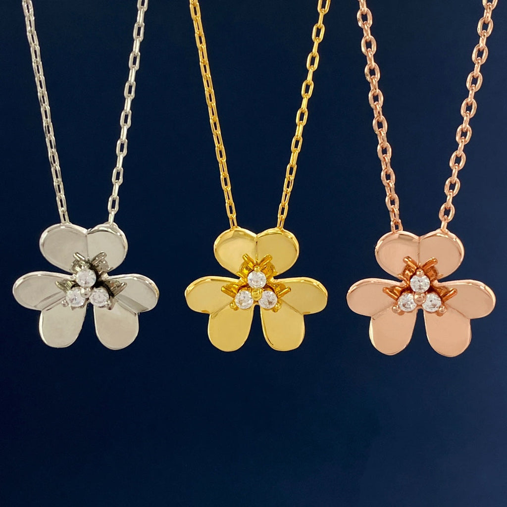 18K Van Cleef & Arpels Frivole Large Necklace