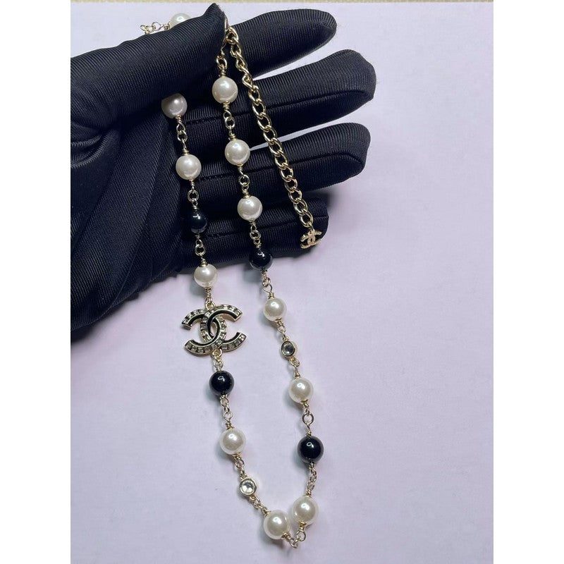 18K Chanel Black & White Pearls Necklace