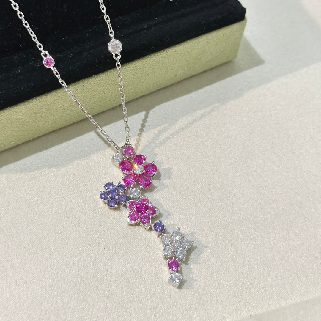 18K Van Cleef & Arpels Folie Des Prés Pendant Necklace
