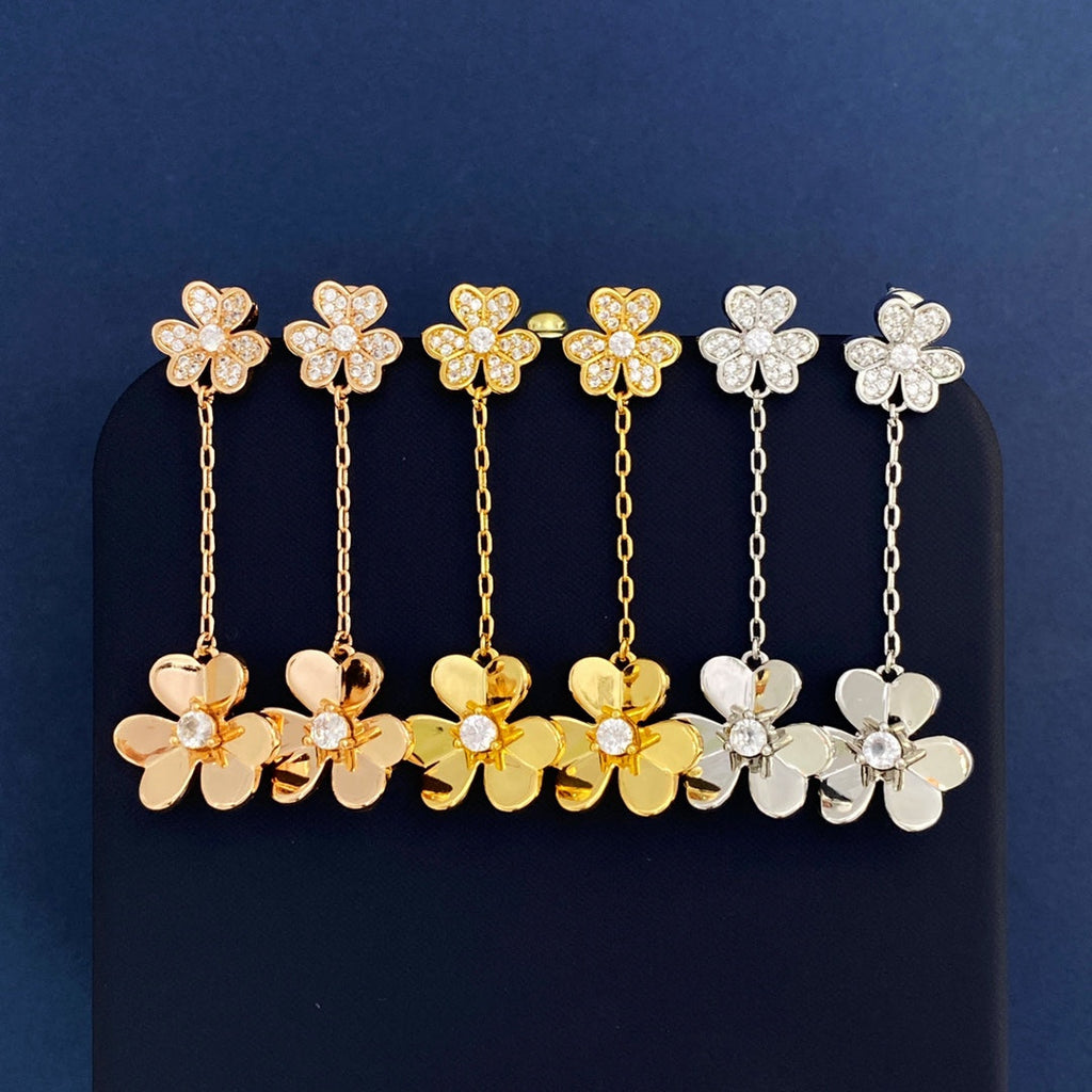 18K Van Cleef & Arpels Frivole Pendant Earrings