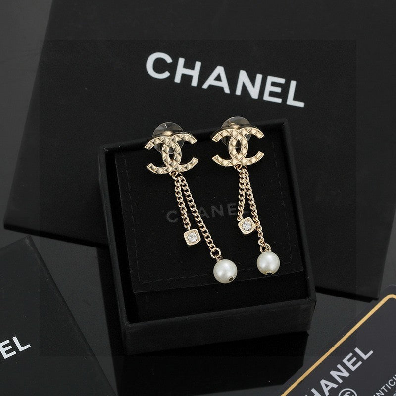 18K Chanel Long Pearl Pendant Earrings