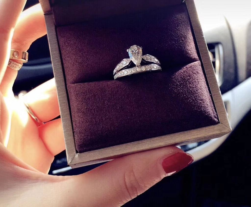 18K Chaumet Josephine Engagement Ring