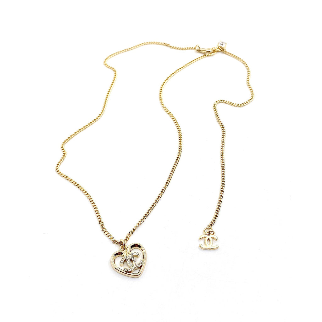18K Chanel Heart Pendant Chain Necklace