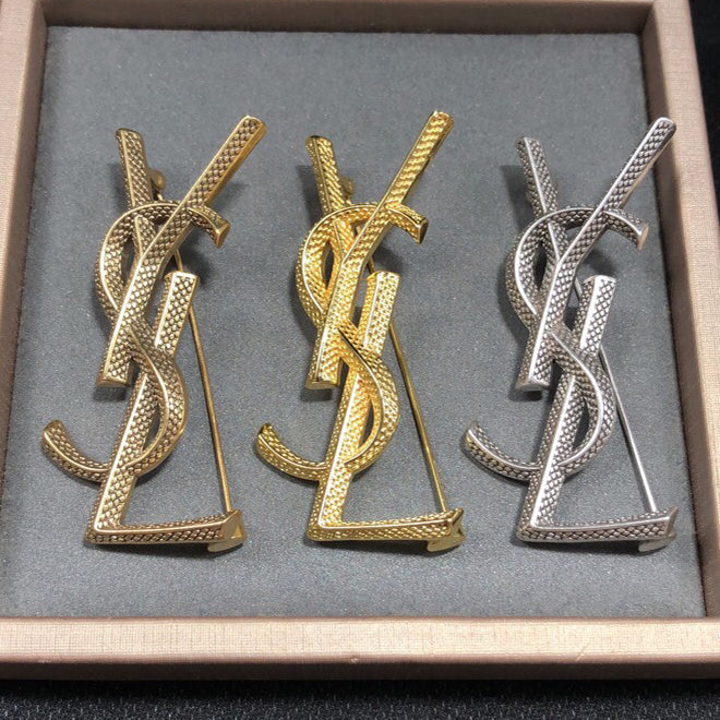 18K Saint Laurent YSL Vintage Brooch