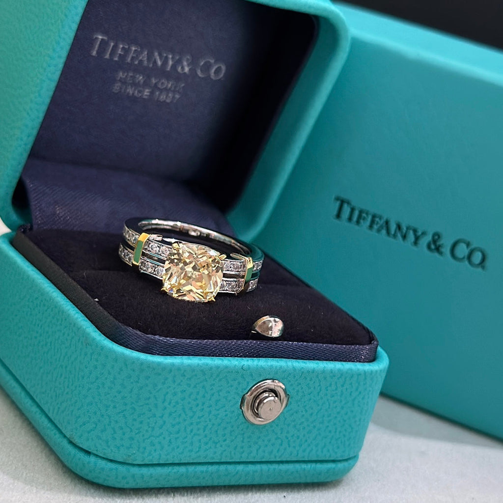 18K Tiffany & Co. Schlumberger Stone Ring