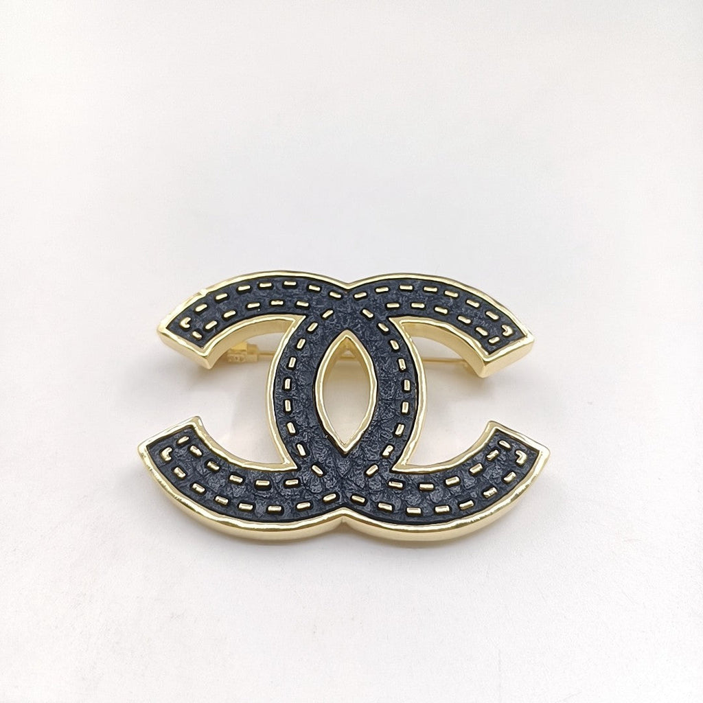 18K Chanel Black Brooch